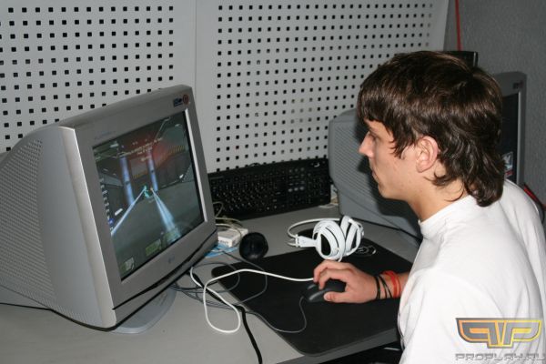 ������ ������ �������� ����